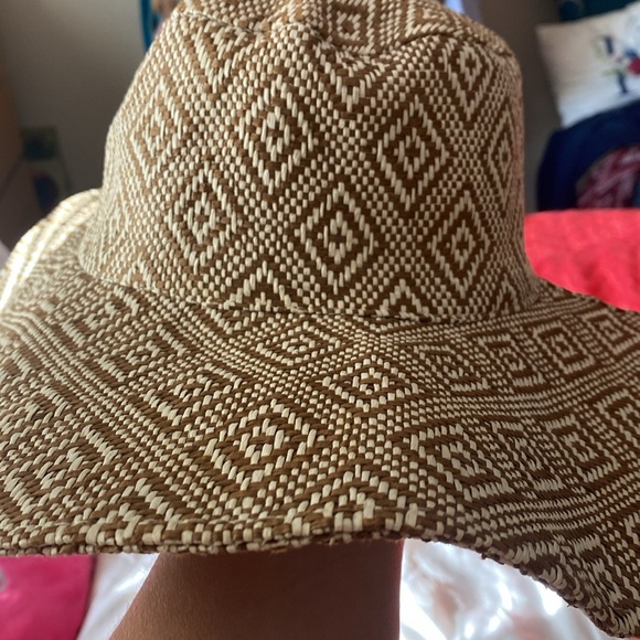 Sun hat - Picture 2 of 5